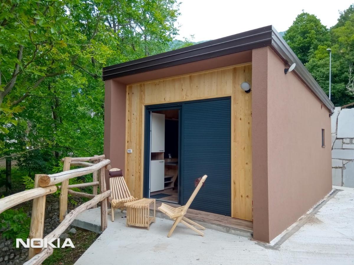 Pocitniski Hisici - Small Holiday Houses Ajdovščina Exteriér fotografie